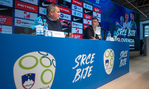 Novinarska konferenca NZS
